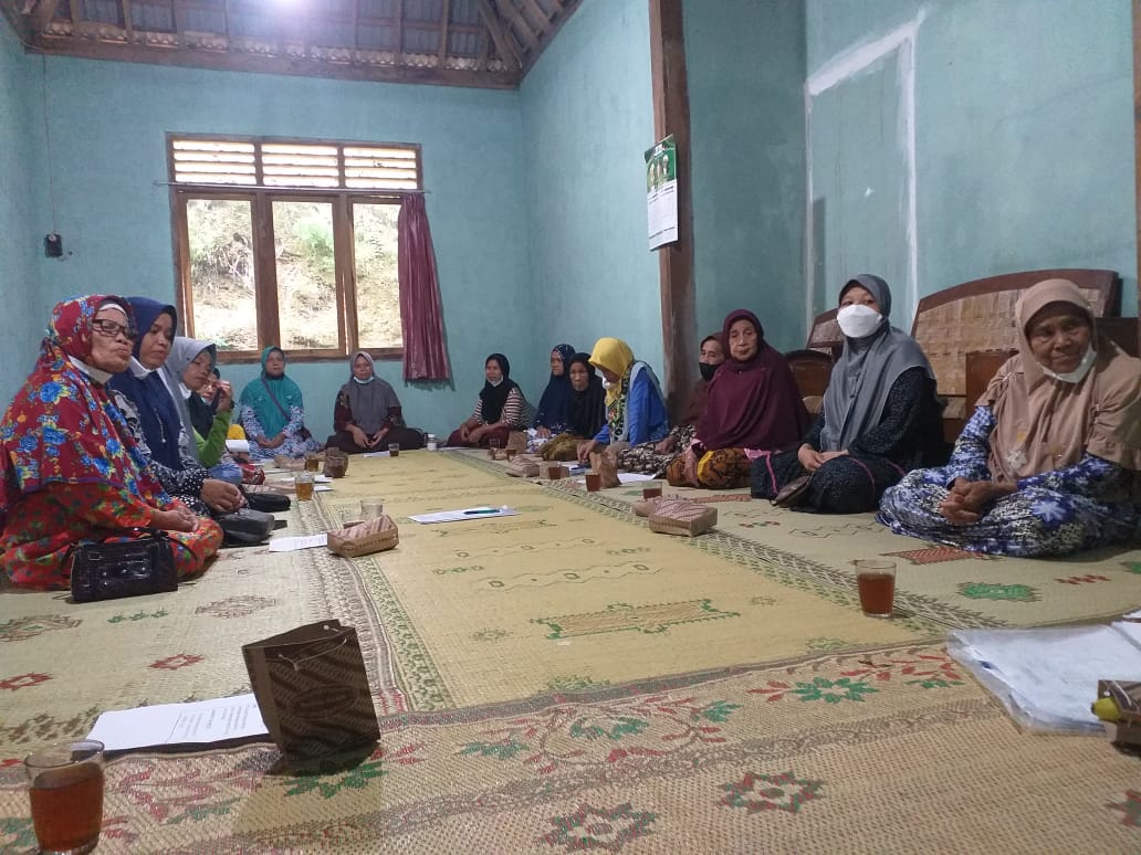 Pertemuan Kelompok Program Keluarga Harapan (PKH) Wilayah Padukuhan Penggung